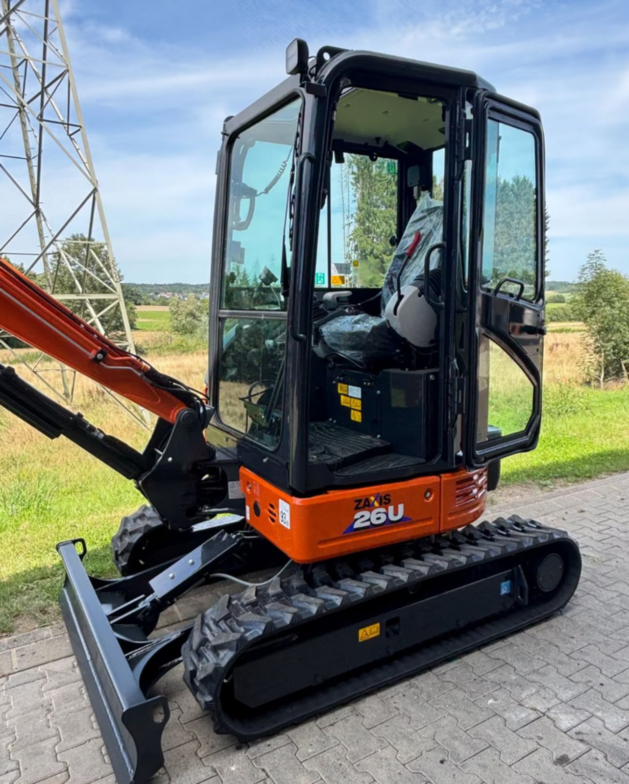 Minibagger Hitachi ZX26U-6, Bj. 2025, Neumaschine, Kurzheck