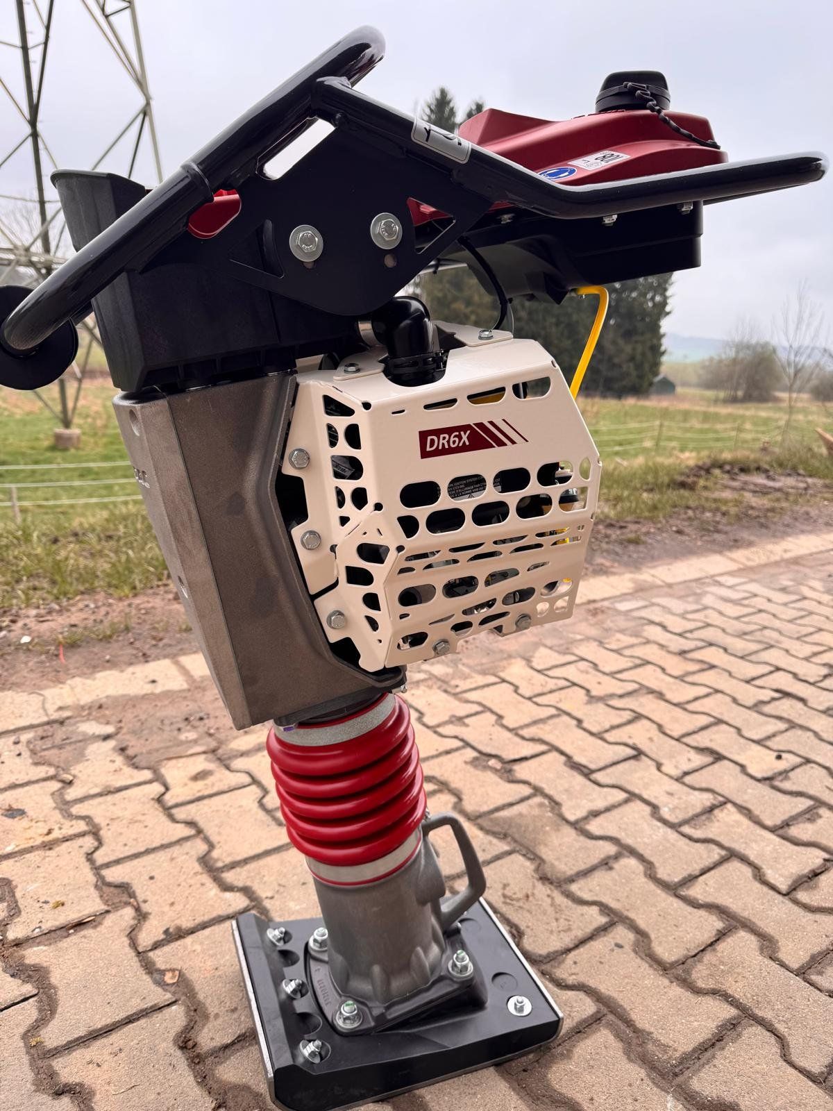 Vibrationsstampfer Dynapac DR6X, neu, 58 kg, 2,8 kW netto