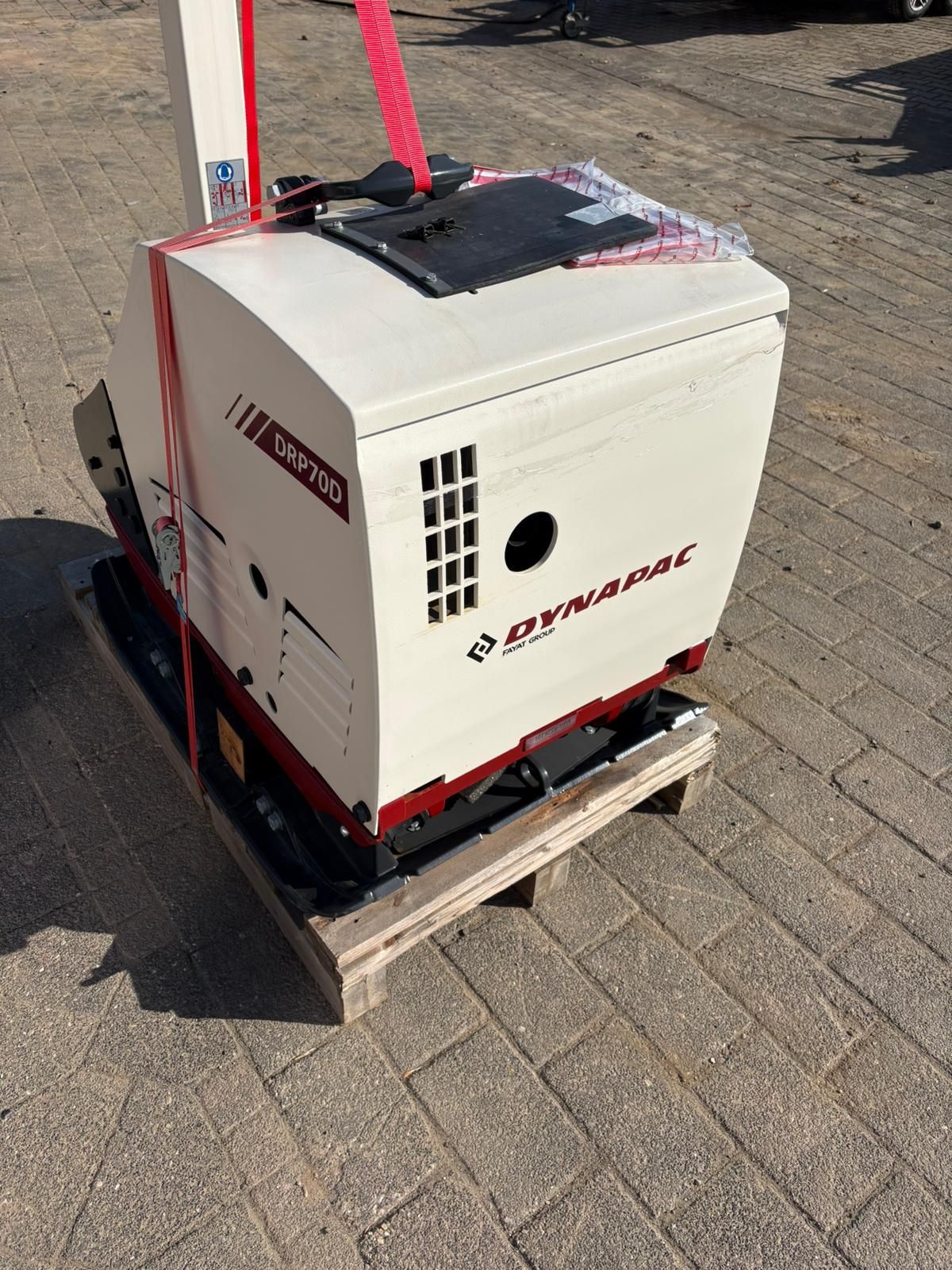 Rüttelplatte Dynapac DRP70D, neu, 700 kg Einsatzgewicht