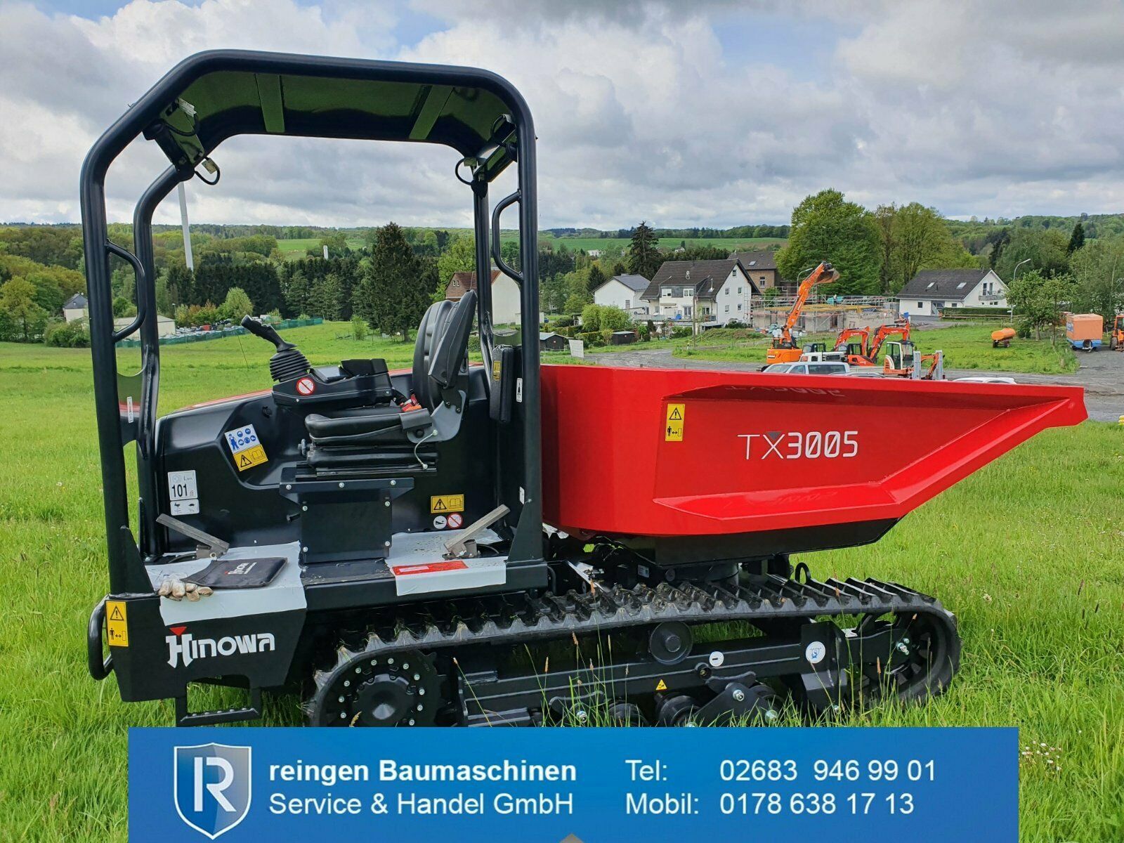Kettendumper Hinowa TX3005, 2022, drehbare Mulde, 50 PS
