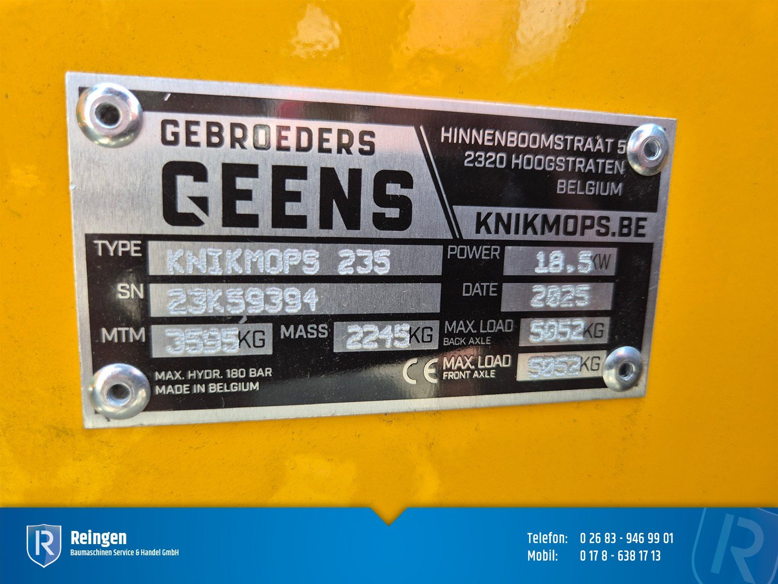 Miniradlader Knikmops KM235 mit Kabine, 25 PS, 2.380 kg